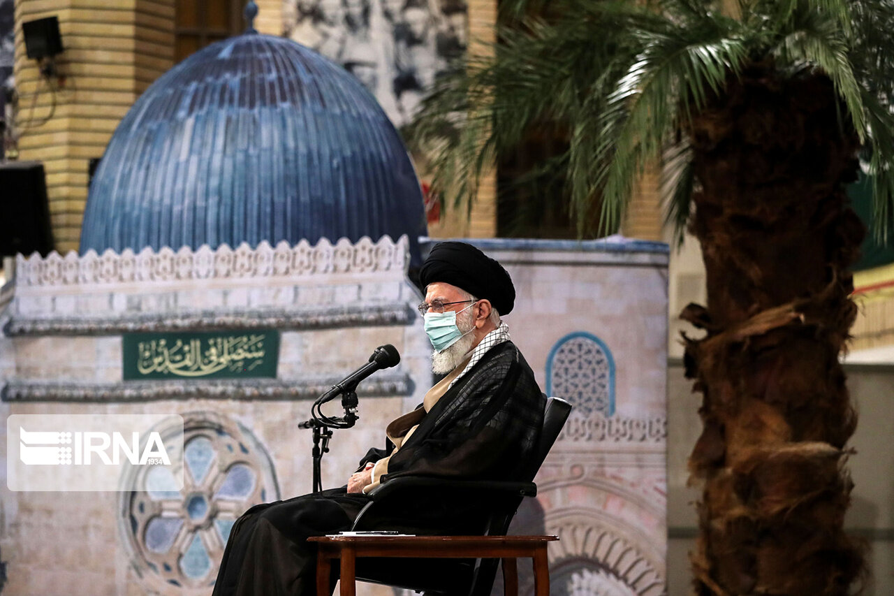 ترسیم راه مقاومت در طراحی معنادار حسینیه امام خمینی (ره)؛ از خرمشهر تا آزادی قدس