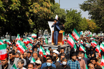 راهپیمایی در اعتراض به اغتشاشات اخیر- شهرکرد