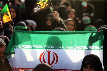 اجتماع بزرگ امام حسنیها در میدان آزادی