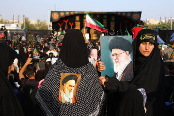 اجتماع بزرگ امام حسنیها در میدان آزادی