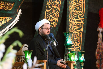 اجتماع بزرگ امام حسنیها در میدان آزادی