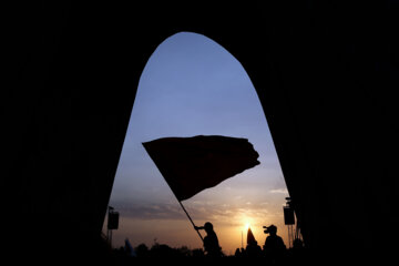 اجتماع بزرگ امام حسنیها در میدان آزادی