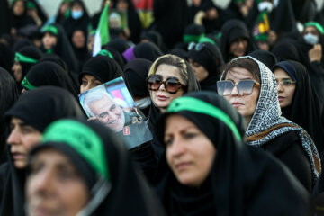 اجتماع امام حسنیها در میدان آزادی