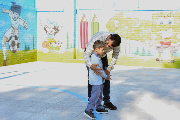 نقش خانواده در سازگاری فرزندان با مدرسه/ والدین الگوی کودکان هستند