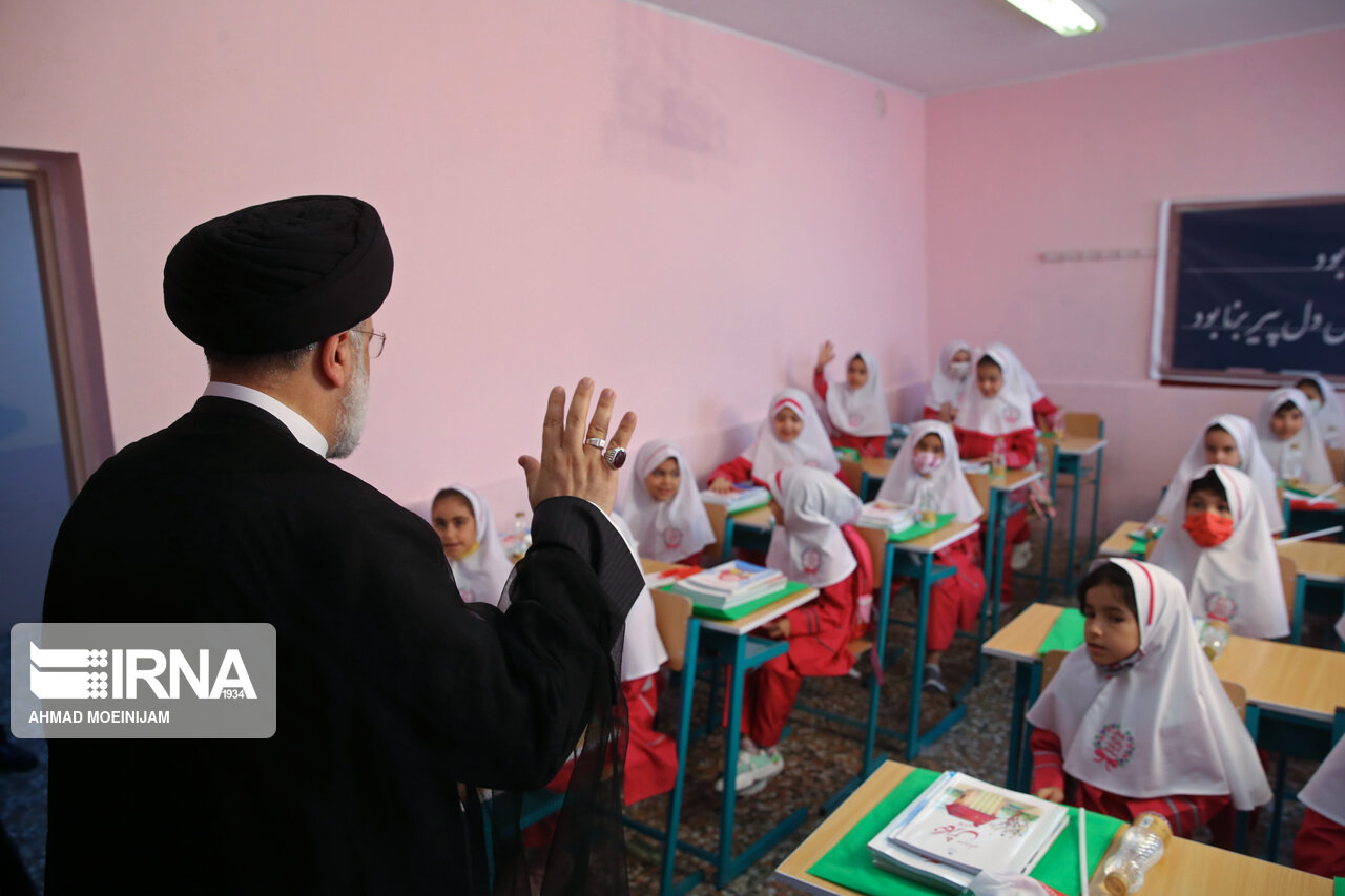 اجرای ۲۴۳ طرح آموزشی خدمتی ماندگار از دولت برای دانش آموزان بوشهری