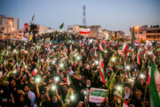 İran Halkının Provokatörlere Karşı Geniş Çaplı Gösterisinin Fotoğrafları