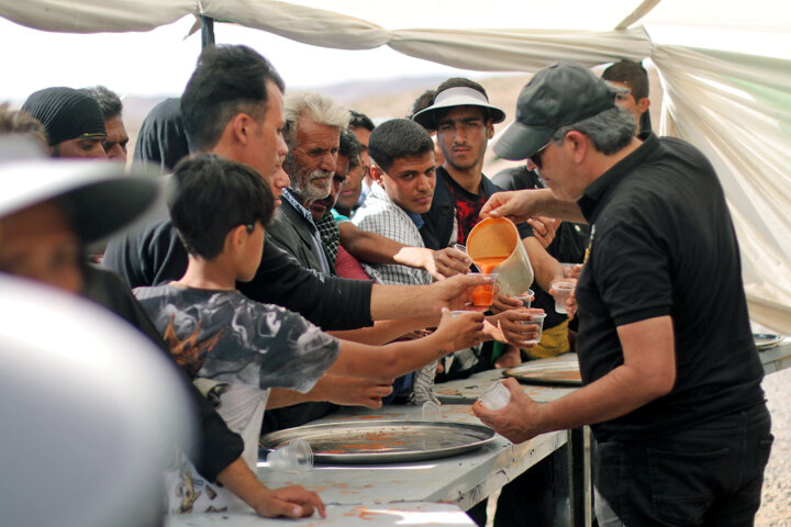 ادای حق همسایگی قمیها در سالروز رحلت شهادت گونه بانوی کرامت