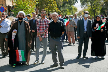 راهپیمایی مردم سنندج در محکومیت رفتارهای هنجارشکنانه