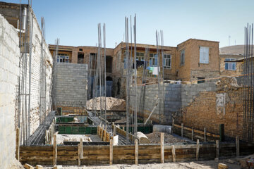 ساخت و ساز در روستای سیل‌زده بارده