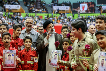 Célébrations de la Journée des pompiers en Iran en présence du Président Ebrahim Raïssi, le jeudi 29 septembre 2022, au stade Azadi de Téhéran