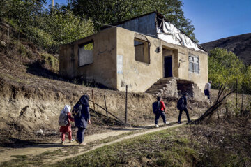 آغاز سال تحصیلی در مدرسه آزادی