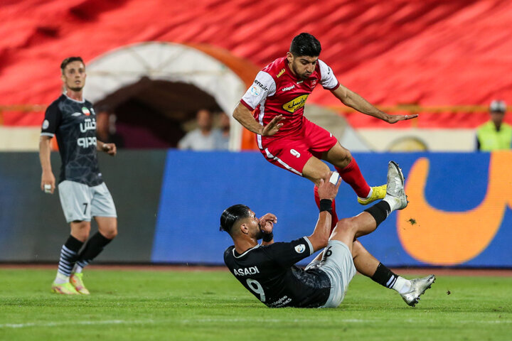 سایه روشنهای هفته هفتم لیگ برتر؛ نفس آبیها پشت سر قرمزها