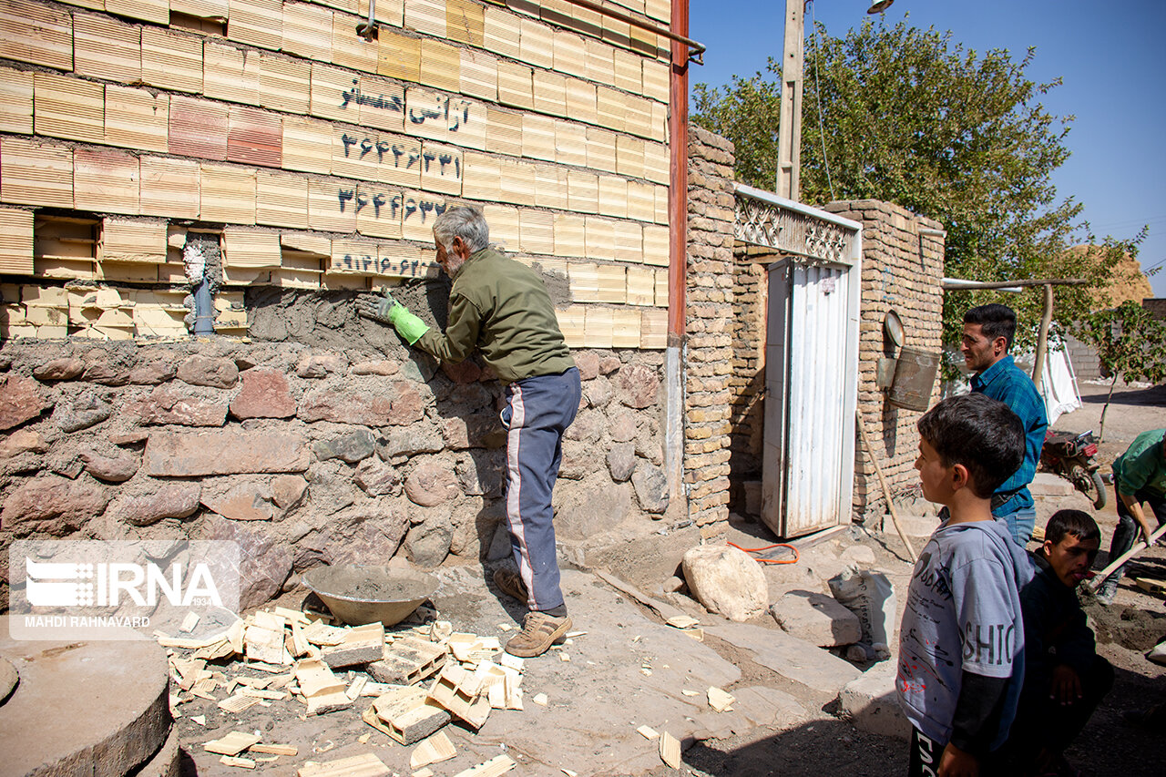 ۵۷۰ واحد روستایی و شهری در زلزله خوی آوار برداری شد