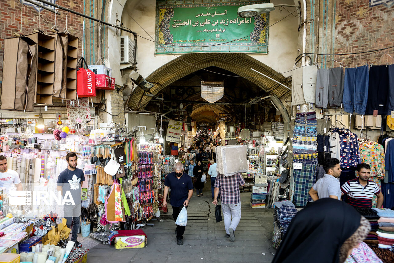 جریان عادی فعالیت کسبه در بازار لالهزار