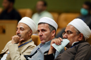 36. Uluslararası İslami Vahdet Konferansı bugün Çarşamba 12 ekim tarihinde İran Cumhurbaşkanı Ayetullah Seyyid İbrahim Reisi’nin konuşmasıyla başladı. Bu yıl 60 farklı ülkeden 200 düşünür konferansa fiziki olarak katıldı.  
