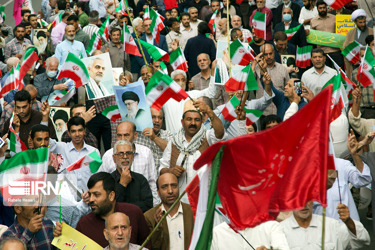 تحقق آرمان‌های اسلام و انقلاب؛ زمینه‌ساز وحدت مذاهب و اقوام ایرانی