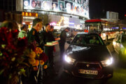 شہریوں سے ایرانی پولیس کے استقبال کی تصاویر