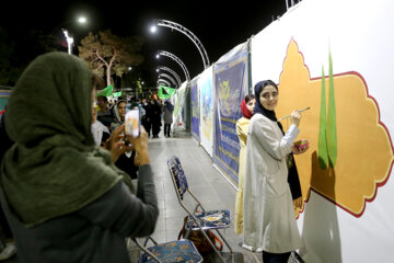 نمایشگاه نقاشی در گذر حافظ 