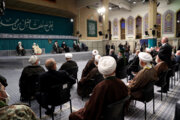 اسلامی نظام کے عہدیداران اور وحدت اسلامی کانفرنس کے مندوبین سے رہبر انقلاب اسلامی کی ملاقات کے مناظر