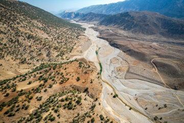 از جمله دلایل کم آبی این رودخانه افزایش بیشینه دمای بلند مدت بالای ۴.۵ درجه سیلیسیوس در این منطقه است.
