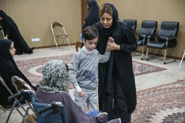 Amirabdollahian rend visite de la Maison des enfants papillons  