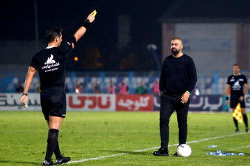 لیگ برتر فوتبال- ملوان و پرسپولیس