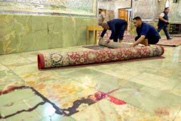 Atentado terrorista en el santuario de Shah Cheragh