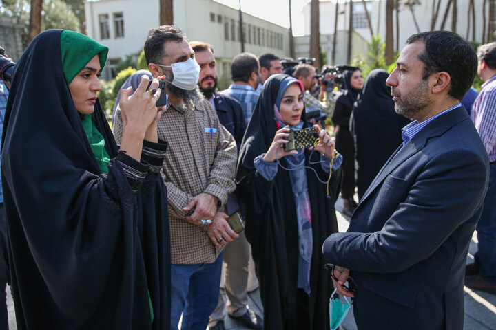آنچه در حیاط دولت گذشت؛ از اقامت تماشاگران ایرانی جام جهانی در کیش تا آغاز واردات خودرو