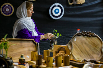 نمایشگاه صنایع دستی کرمانشاه