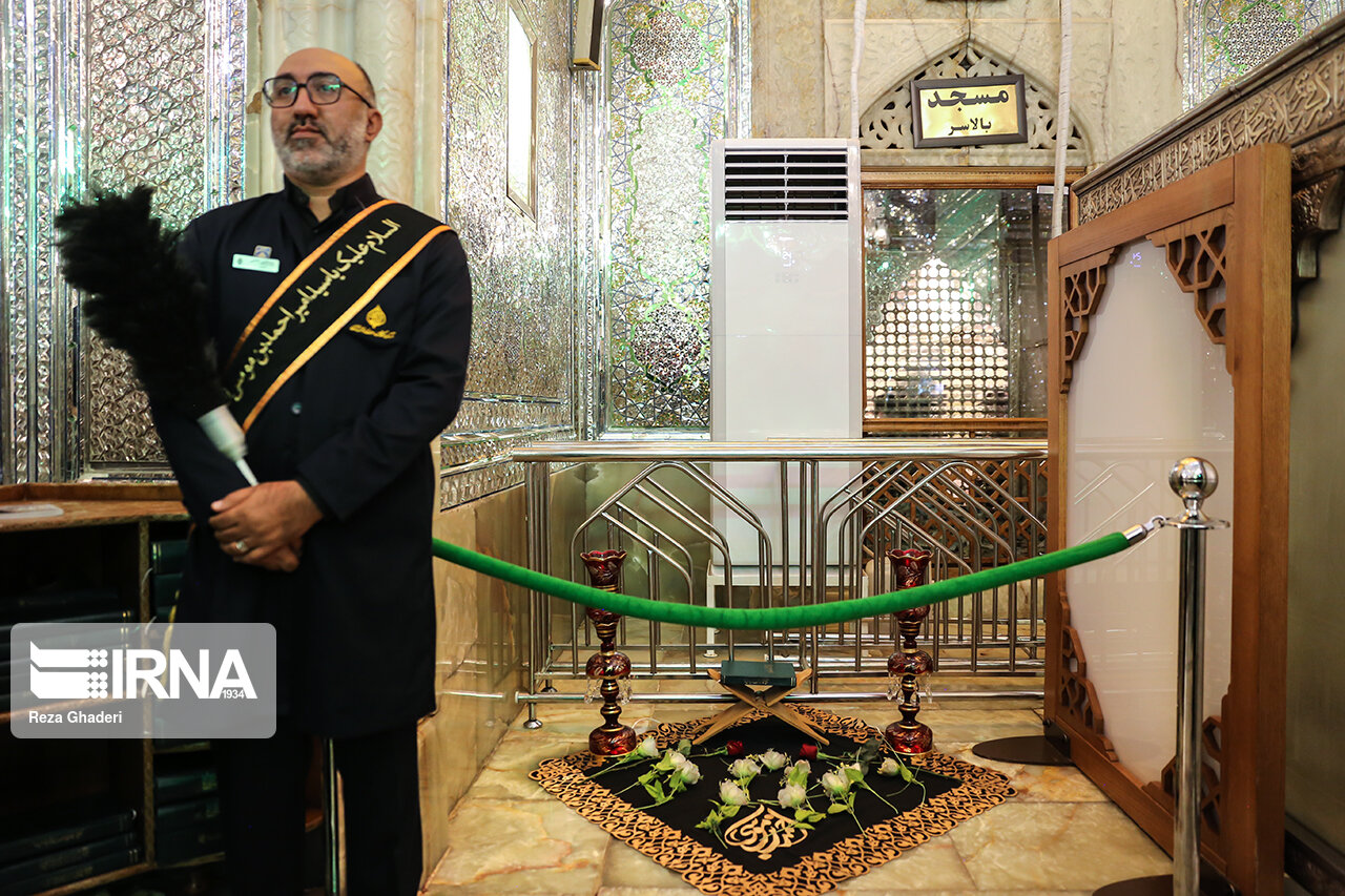 شیراز میزبان آیین تشییع پیکر ۱۱ شهید حرم شاهچراغ (ع)