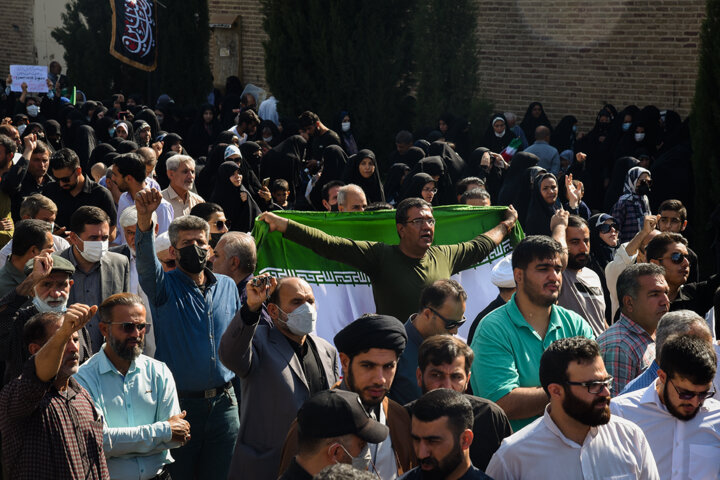 Iranians hold rallies to condemn terrorist attack in Shiraz