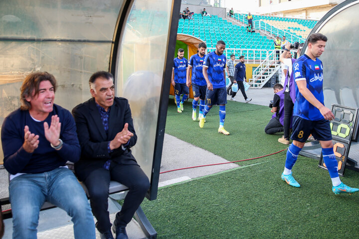 رجبی: آجورلو استقلال را ۳۰ سال عقب انداخت