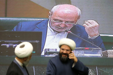 جلسه علنی مجلس شورای اسلامی-۸ آبان ۱۴۰۱