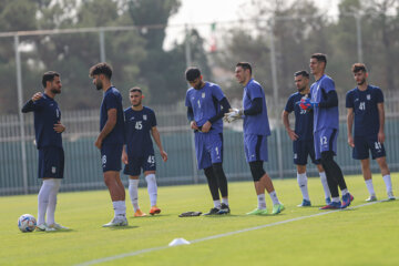 L'entraînement de l'équipe nationale de football a eu lieu lundi matin (31 novembre 2022) au camp n° 2 des équipes nationales de football au Complexe sportif Azadi de Téhéran. (Photo : Mohammad Reza AliMadadi)
