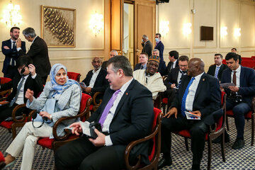 
Rencontre entre Ali Bagheri Kani, vice-ministre iranien des affaires étrangères et les ambassadeurs et diplomates étrangers résidant à Téhéran
