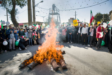 راهپیمایی یوم الله ۱۳ آبان- کرمانشاه