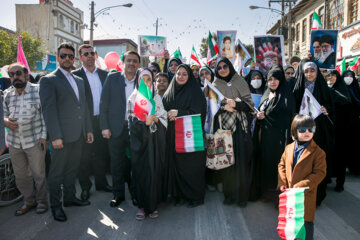 راهپیمایی یوم الله ۱۳ آبان- کرمانشاه