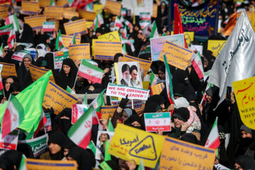 Manifestaciones conmemorativas del Día Nacional del Estudiante en Mashhad