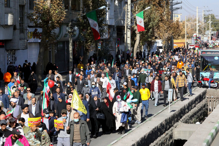 فرماندار ارومیه: جوانان در ۱۳ آبان به دفاع از انقلاب آمدند