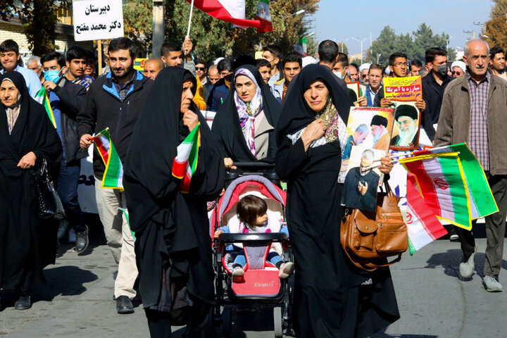 فرماندار ارومیه: جوانان در ۱۳ آبان به دفاع از انقلاب آمدند