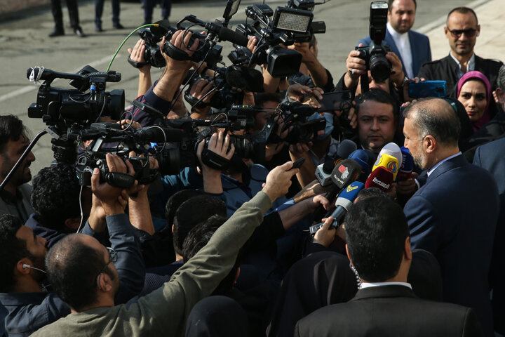 پلن نخ نمای بی