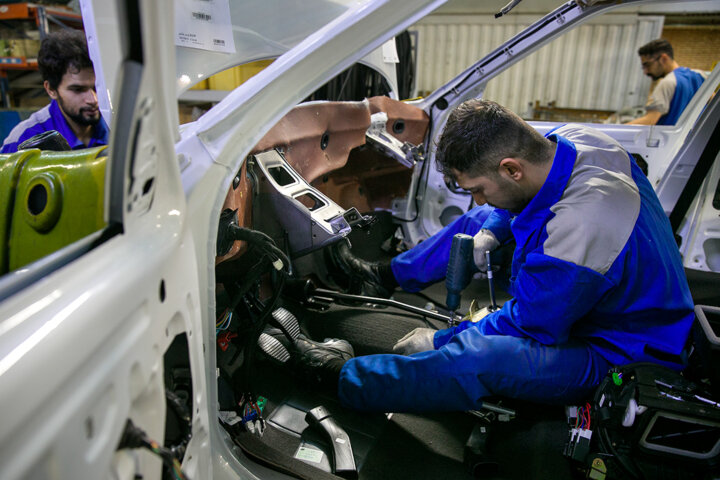 کاهش تصادفات جادهای در گرو ارتقای ایمنی خودروها