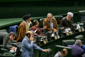 جلسه علنی مجلس شورای اسلامی-۱۷ آبان ۱۴۰۱