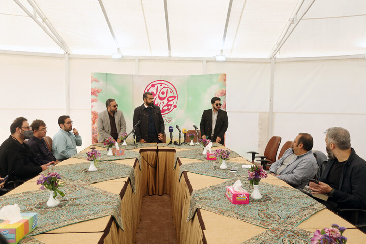 اگر بنا به بلیتفروشی بود؛ کف قیمت بلیتمان ۷۰۰ هزار تومان میشد/ به تکثیر هنر مولد میاندیشیم