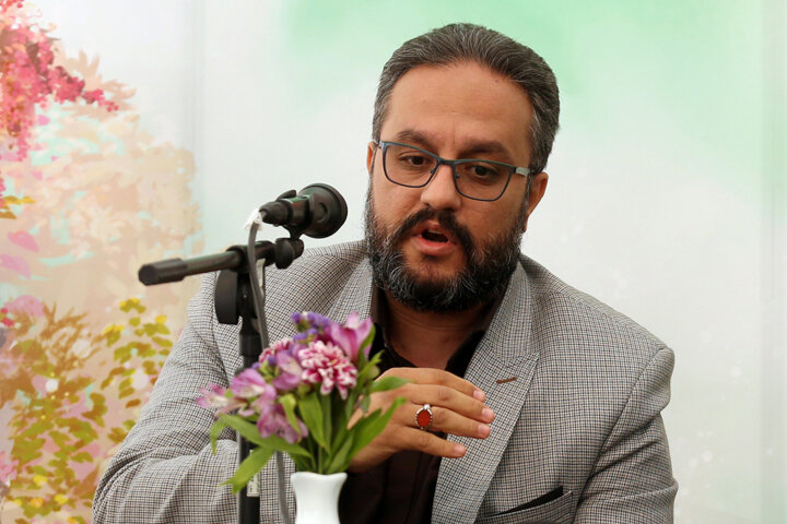 اگر بنا به بلیتفروشی بود؛ کف قیمت بلیتمان ۷۰۰ هزار تومان میشد/ به تکثیر هنر مولد میاندیشیم