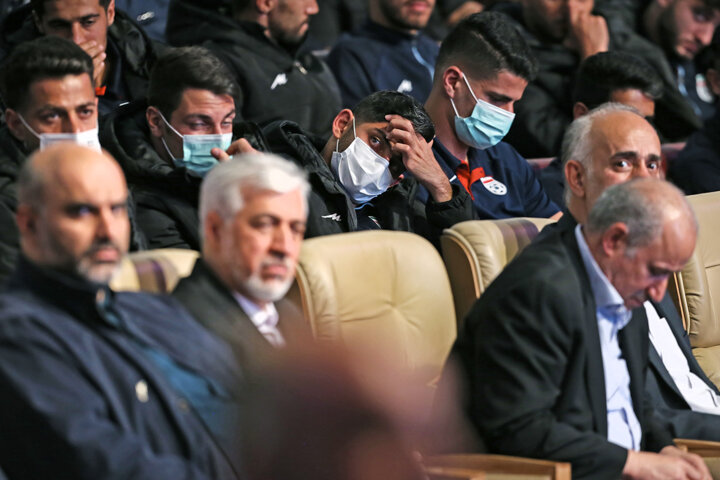 رونمایی از پیراهن تیمملی/کیروش: برای شادی هواداران ایران در جامجهانی خواهیم جنگید