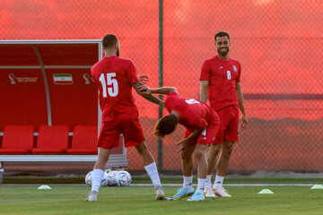 El primer entrenamiento de la selección de fútbol de Irán en Qatar