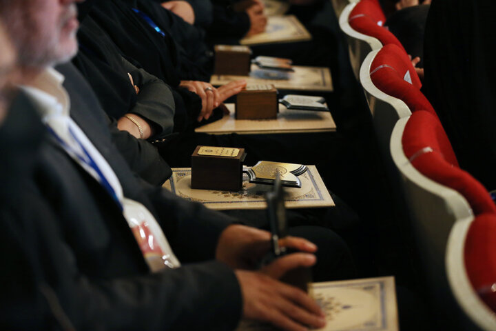 دبیرکل نهاد کتابخانههای عمومی: مشکلات معیشتی کتابداران را جدی بگیرید