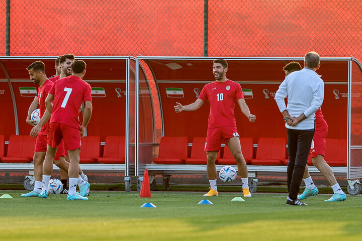 اصولی: بازیکنان تیم ملی به چیزی جز پیروزی و سربلندی ایران فکر نمیکنند