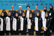 Reisi’nin Katılımıyla İranlı Kadın Sporcularının Ödüllendirilme Töreninin Fotoğrafları